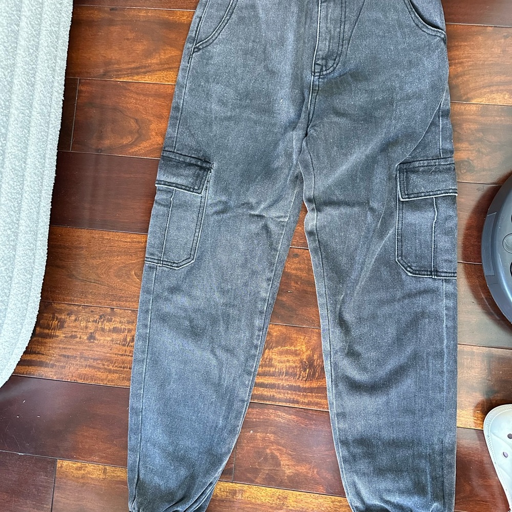 Adika Gray Cargo jeans